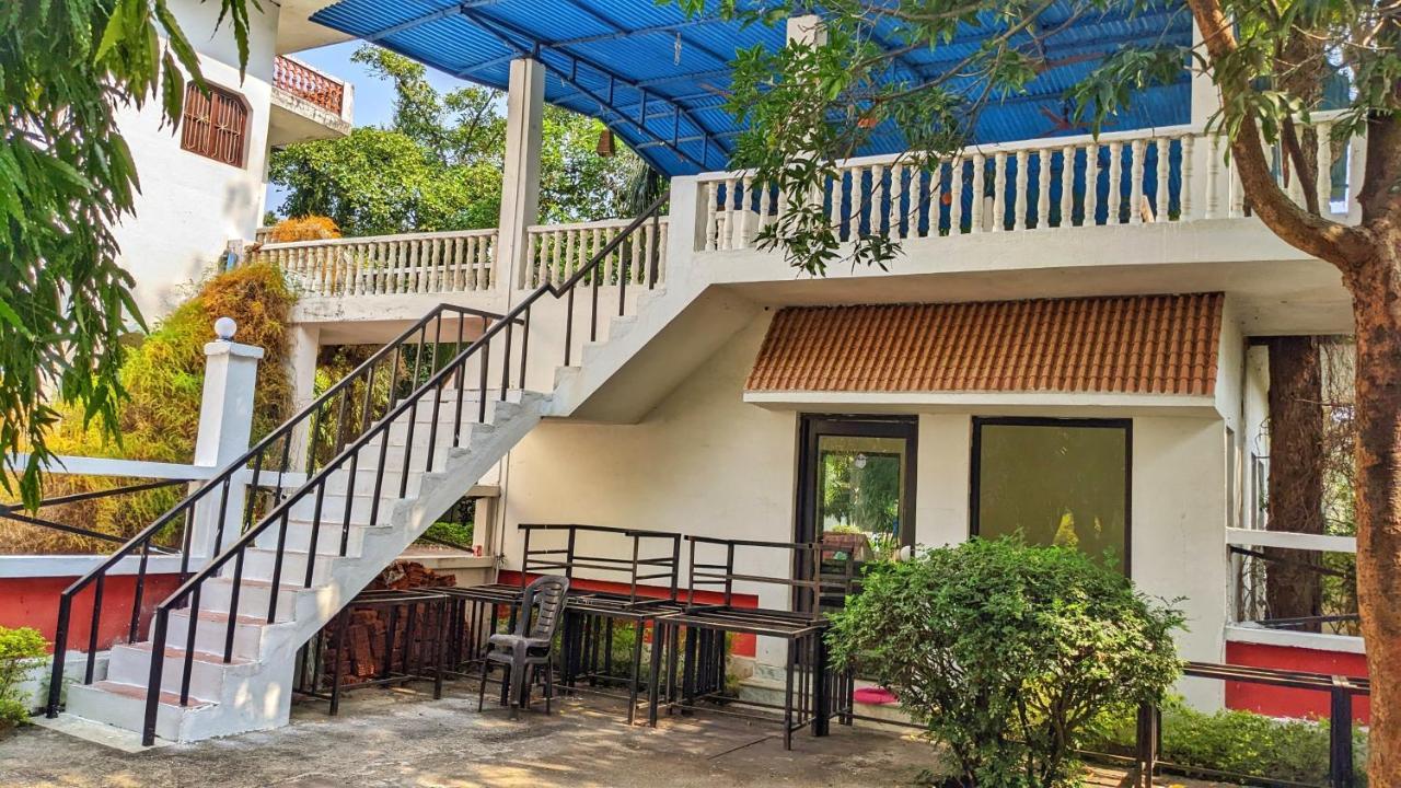 Headquarter Khajuraho Hostel Exterior foto